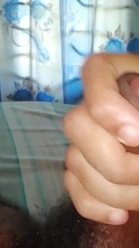 Awek remaja urut puting besar Sri Lanka memberikan handjob terbaik