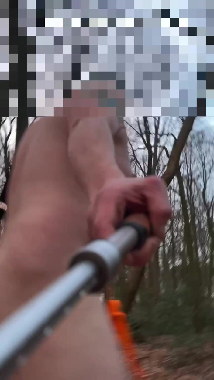 No limit cbt slave: Langer nackter spaziergang in The Forrest