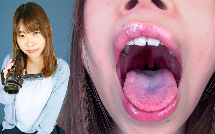 Japan Fetish Fusion: Surová, zamáčená ústa amatérky Kaede