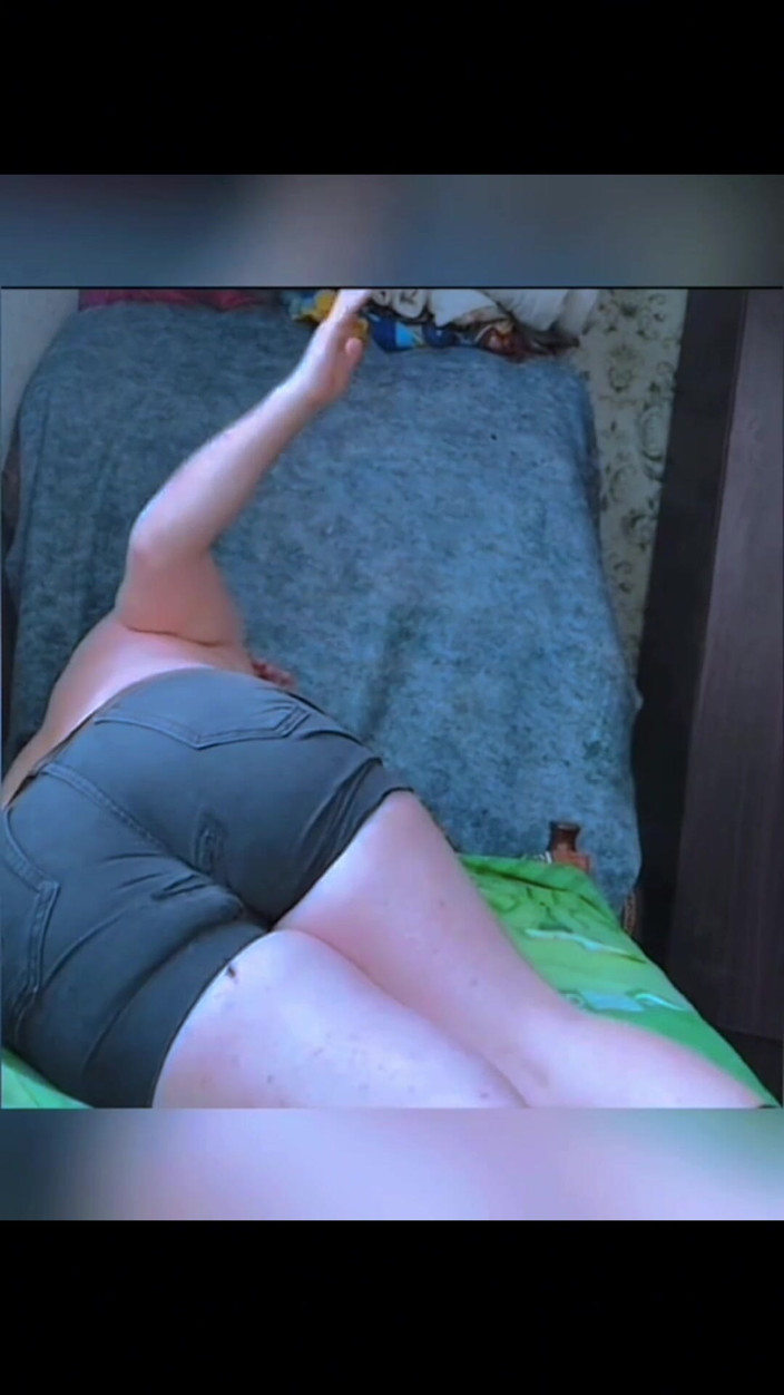 Kitty_Cross: Twerking big white fund crossdresser efeminat amator Gay