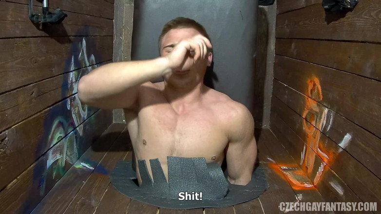 Czech Gay Fantasy: Czeska Gay Fantasy 5 - Część 9 Dupki rozbiły się szeroko - nie ma...