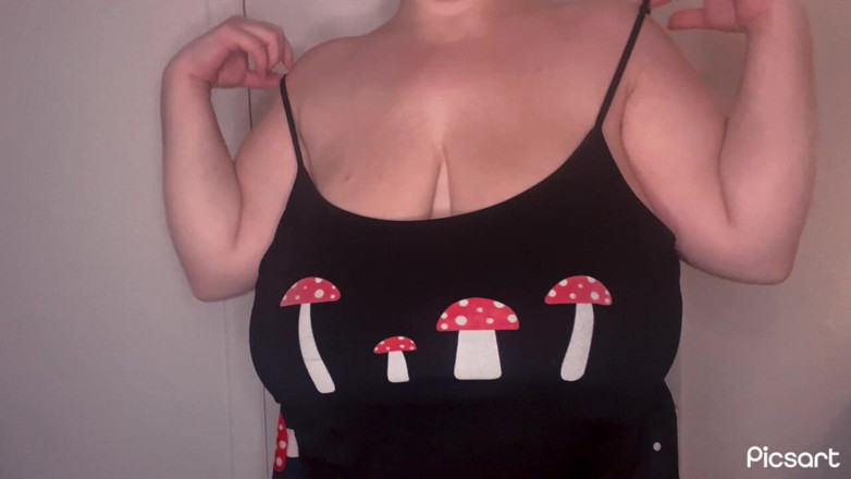 Mushroombitchx: 젖탱이 튀기고 점프 잭 2