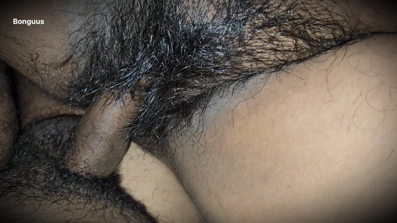 Riya Bonguus: Adik tiriku mertuaku kepergok lagi kontolku tengah malam.