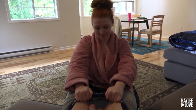 Haylee Love: Cà phê nóng