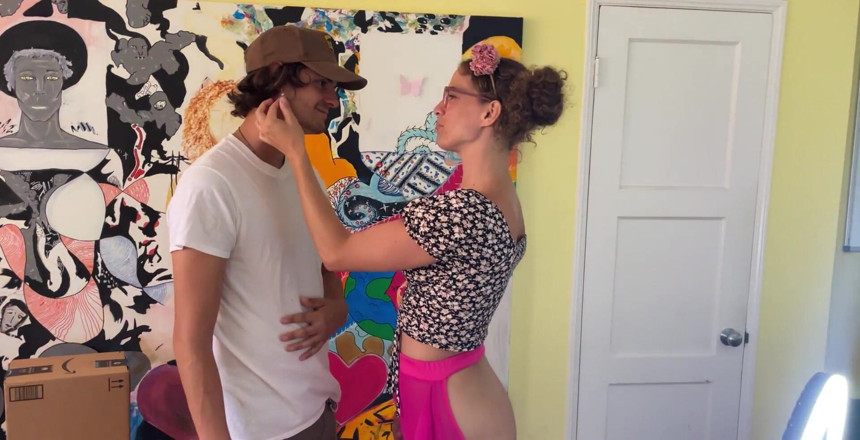 VibeWithMommy: 애널 업스 가이 롤플레이! Mammys 집에 혼자 있는 동안 업스 가이가 와서 선하심에 감사드립니다!