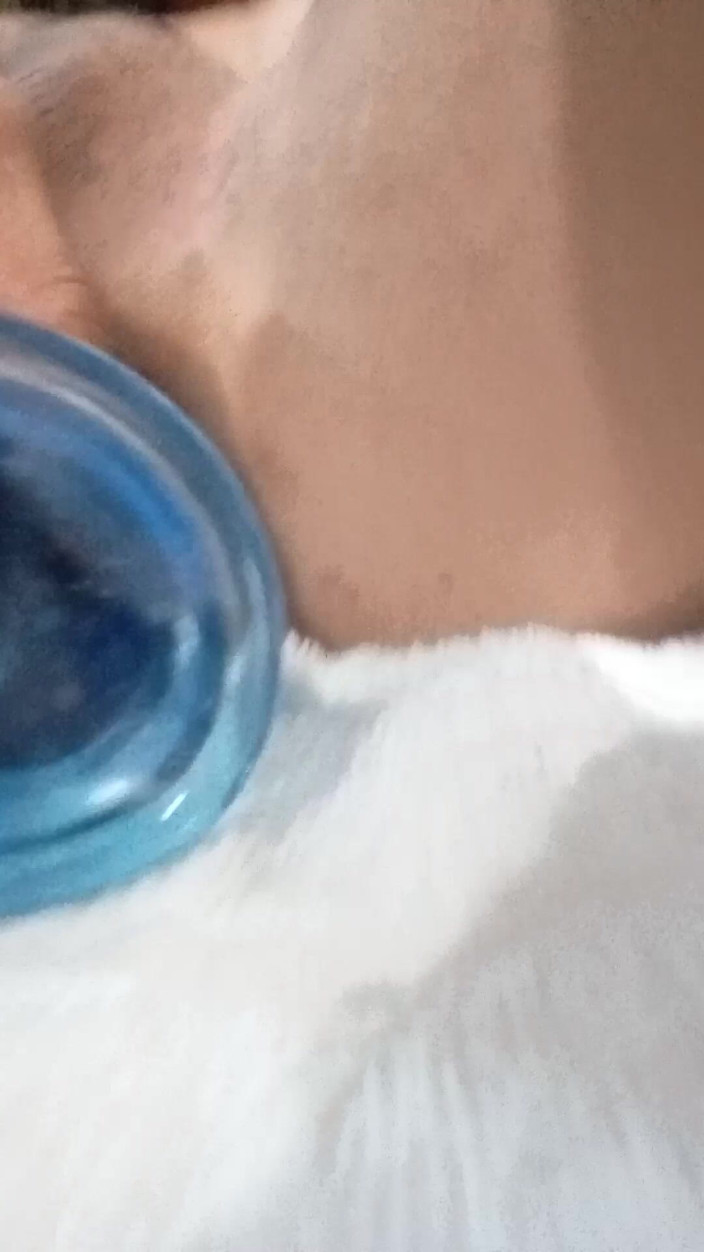 Hosaynympho97: Masturbation en solo avec un gode anal
