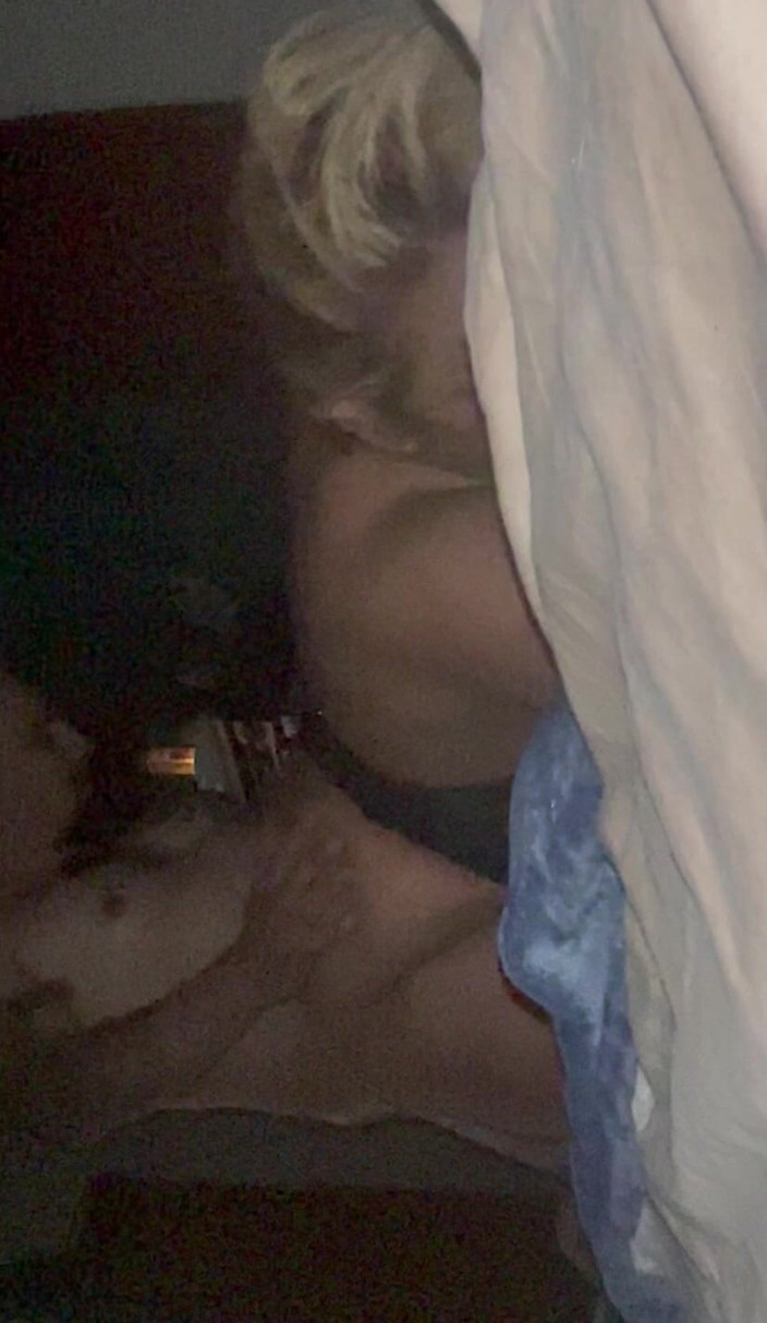 Pelakas: Une BBW avec un gros cul se fait baiser
