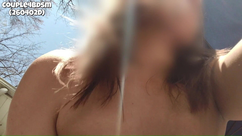 Couple4bdsm: Гаряча мамка на відкритому повітрі трахається раком