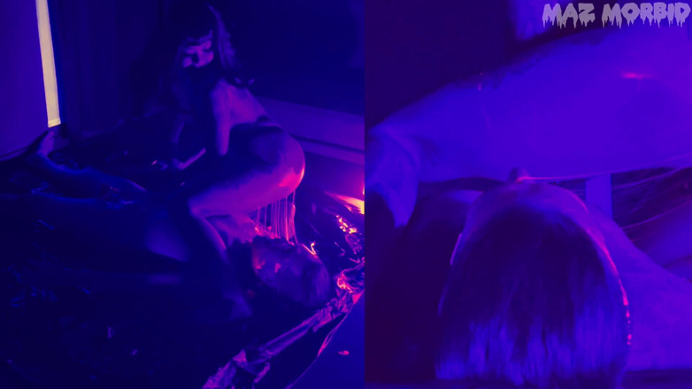 KinkyFemdomTV: Uv 풍선 터지는 얼굴 앉아 피트 여주인 패트리샤