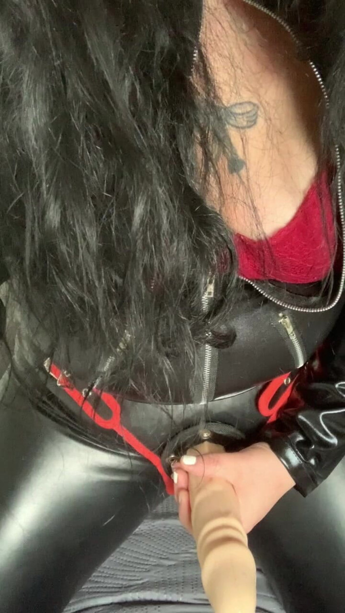 Maitresse Clara: POV Strapon e JOI