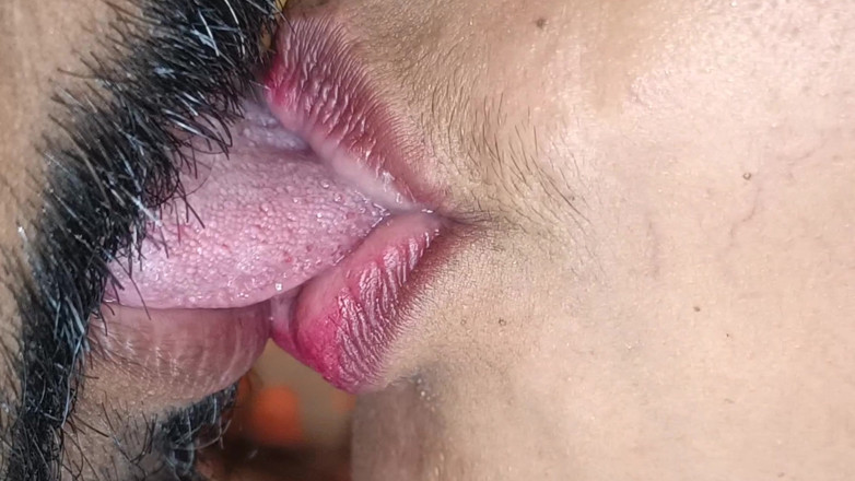 Pushpa porn: Heiß und süß, tiefer lippenkuss