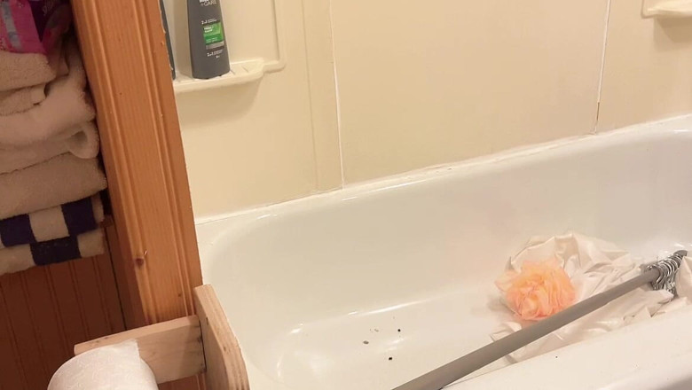 sweethanajapanese: Haha Cook Her Pizza Then Her Pussy Make Out Flood