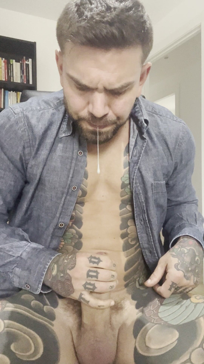 Juan Lucho Gay: Я мастурбую лише в одязі