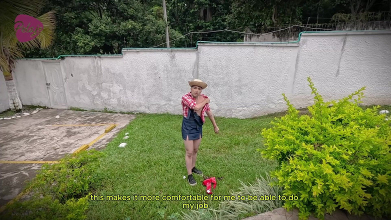 Pelaje mix: Perv Grandma Hires Young Gardener and Ends up Fucking Him...