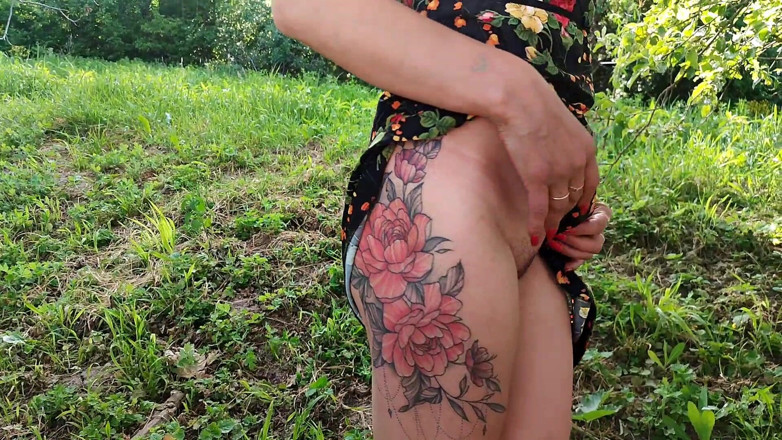 DirtyLubov: На вулиці пісяє на збуджену чорноволосу