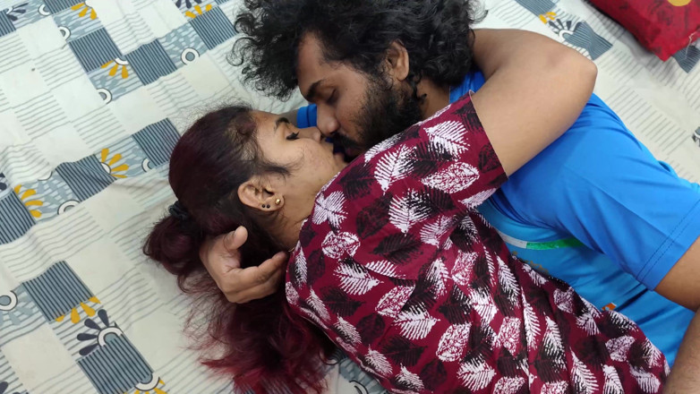 Vaishnavysharunraj: Sexy zámek na rty s lízáním zadku a líbáním romantiky