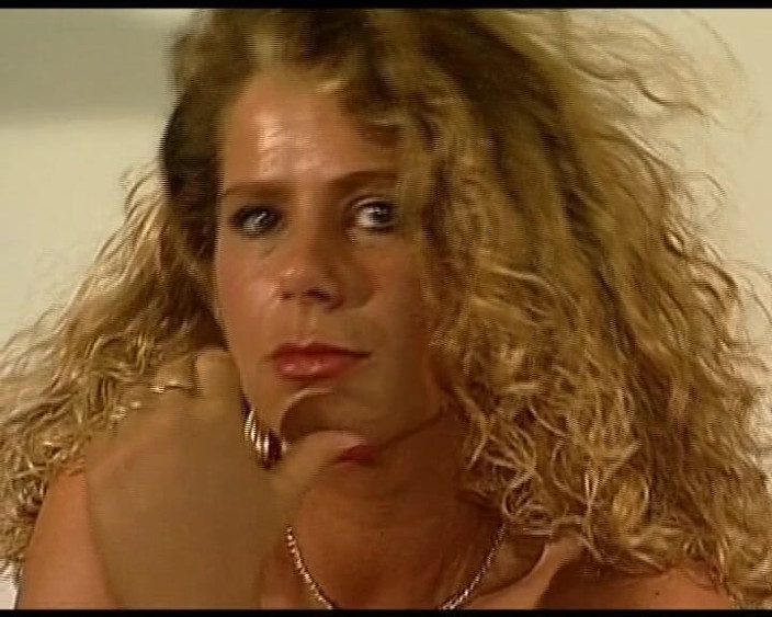 German's MILF: MiLF tedesca con un corpo perfetto che mostra le sue...
