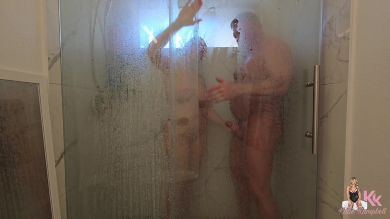 Katiekampbell: Echtes paar amateur-dusch-sex-heimvideo