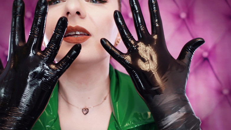 Arya Grander: ASMR video: nitrilové rukavice a olej - fetiš Glaminatrix Arya Grander -...