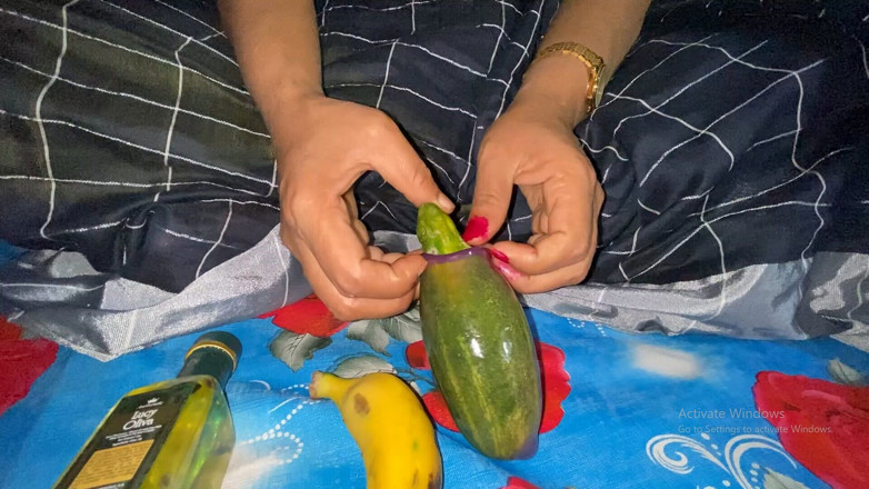 Tasnim Zara: pakai pisang gara-gara belum punya istri cantik