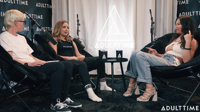 Adult Time Podcast: Scarlett Alexis &amp; Anna Claire Clouds Pen*s Fingers &amp; Mile High Club |...