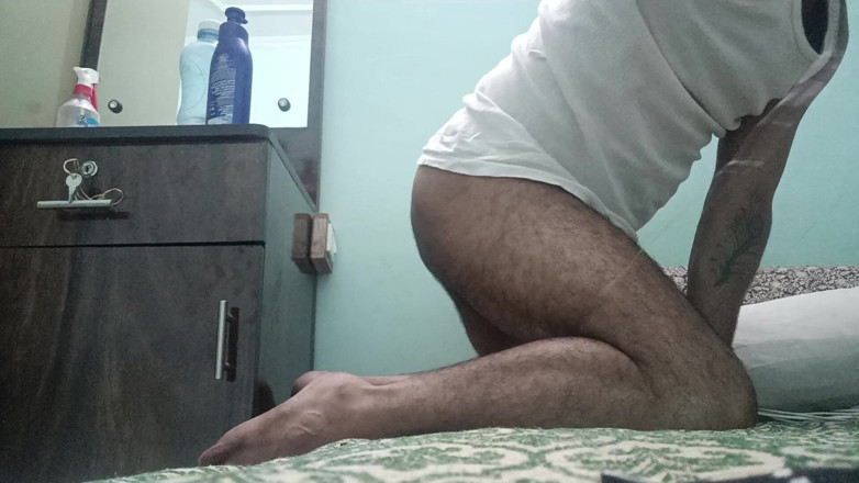 Rajasthani-old-lover: Un indien desi fait un show de masterbation avec son...