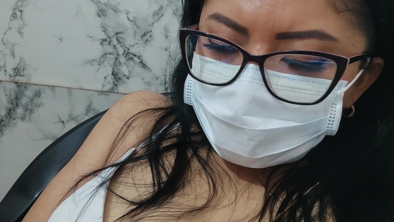 NEGRITA SEXY: Lingua elettrica sul clitoride con molta bagna e gioia. La...
