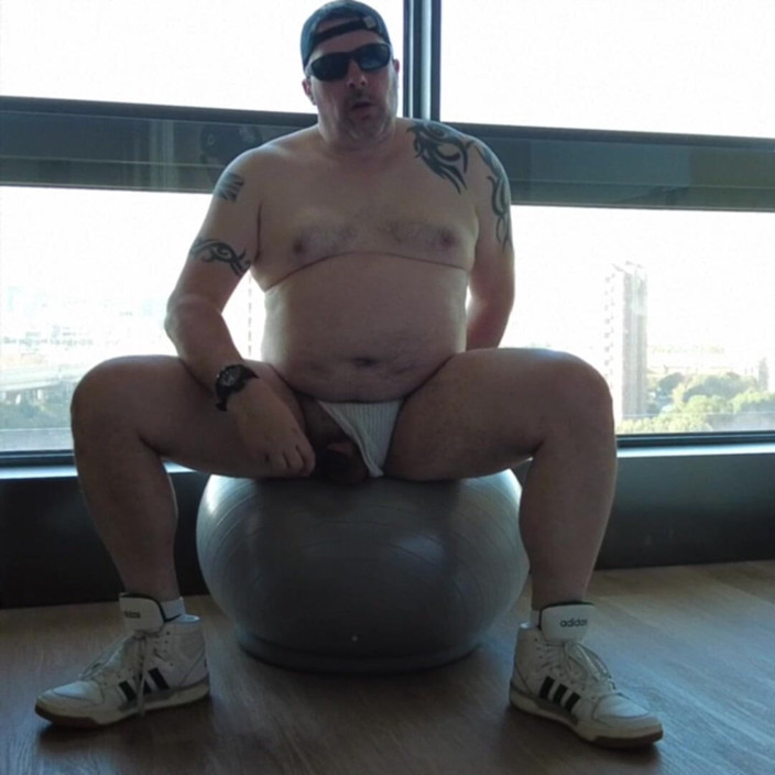 uktattooedchub74: Aproape goală la sală