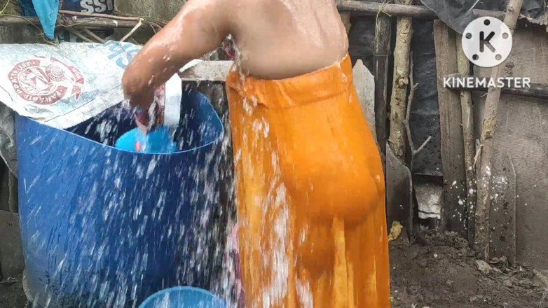 Anita yadav: Anita Yadav Ki danse torride aux seins nus