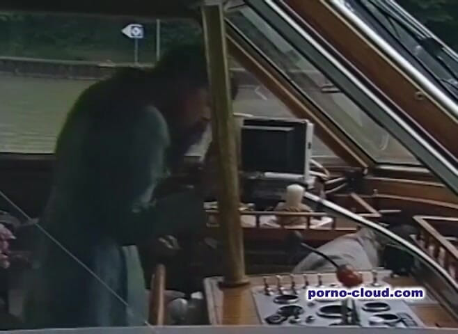 Porno Cloud: ショーの女の子のbuisines