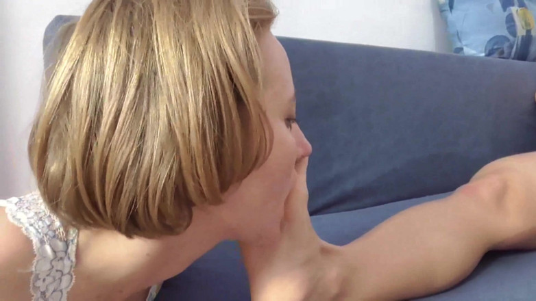 Femdom Austria: Splendida padrona che frusta il suo sottomesso