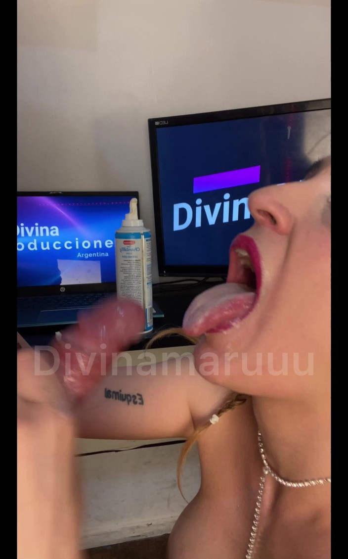 DivinaMaruuu: Ich spiele mit sahne am ganzen körper und mehr - DivinaMaruuu