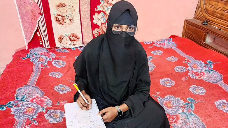 Bdsex24: Murid nakal ini sama gurunya sendiri waktu rumahnya lagi habis-habisan