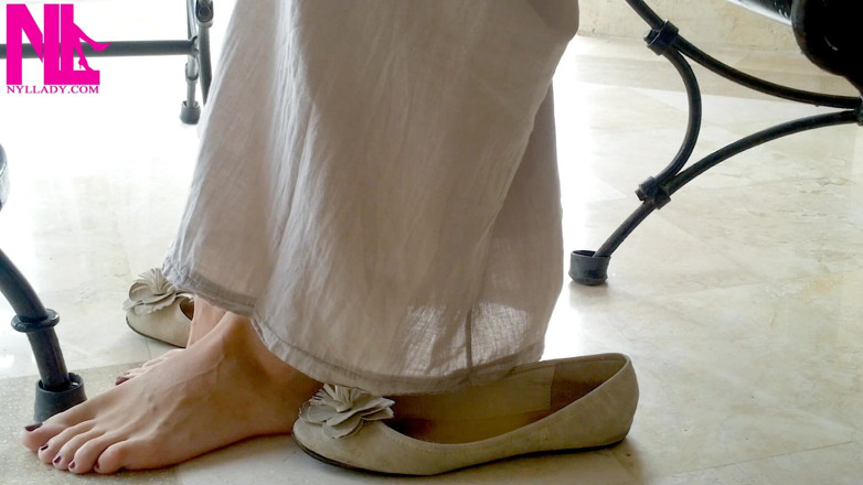 Nyllady: Jeu de chaussures dans des appartements de ballet pieds nus