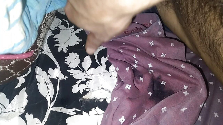 Hottypussy18: Min mjölkiga sperma