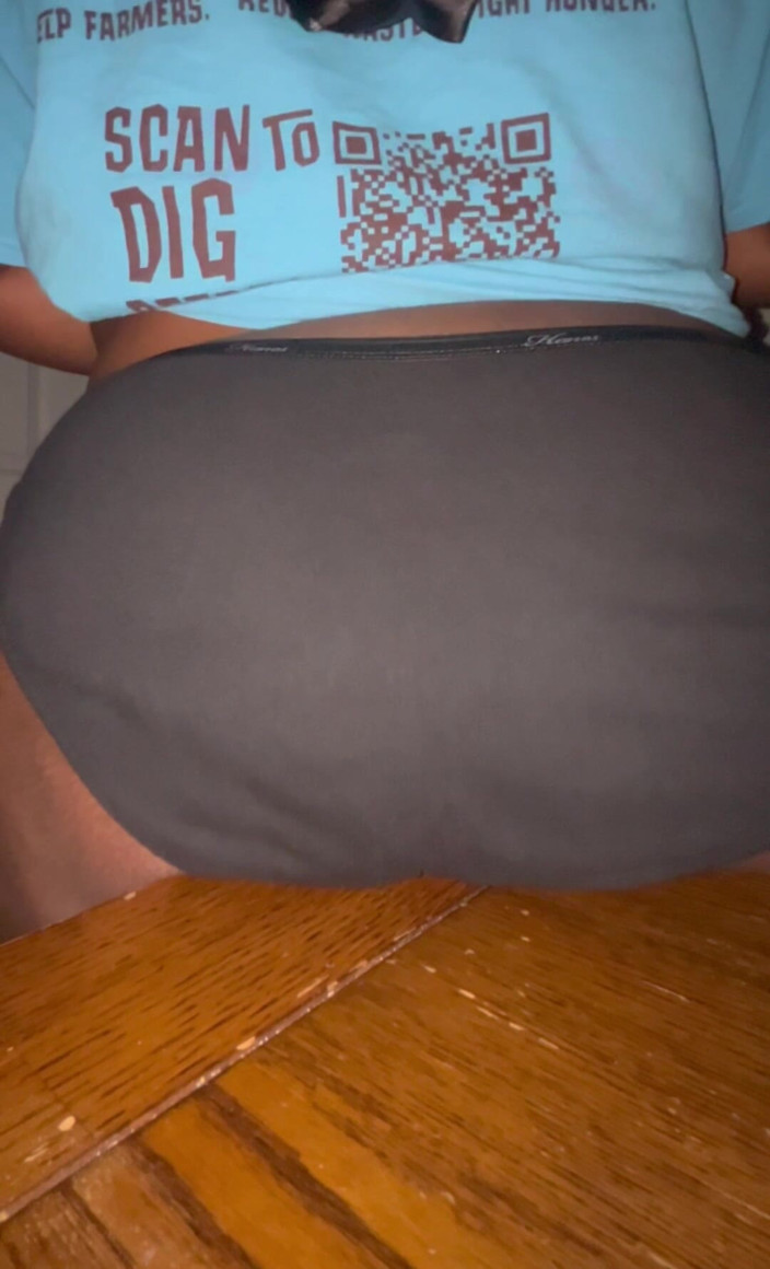 Anye Meshell: Sexy panty neuken deel 1!