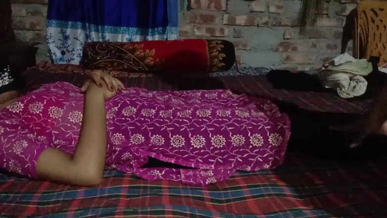 Deshi women: Перший секс, моя подруга з коледжу приходить до мене додому, трахаючи мою дружину 3