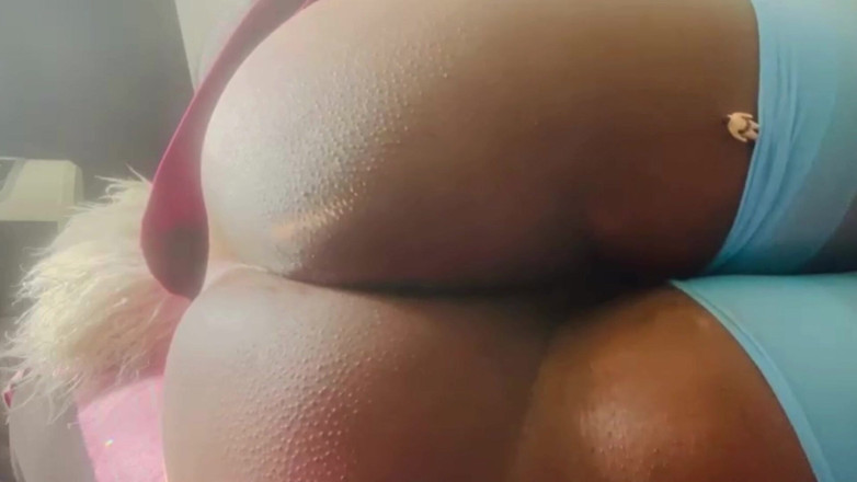 Maeling: Ayah tiri disumbat dubur - Ebony Giantess