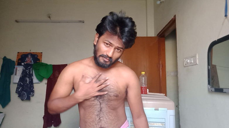 KUMBHA MANOJ KUMAR: Xhard Doorstep India'da ücretlendirildi