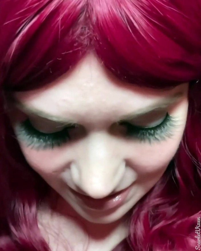 Scarlet Vixen: Niewolnica Poison Ivy