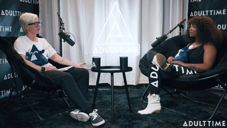 Adult Time Podcast: Avery Jane, fisting, traite et trucs de banane | Le podcast...