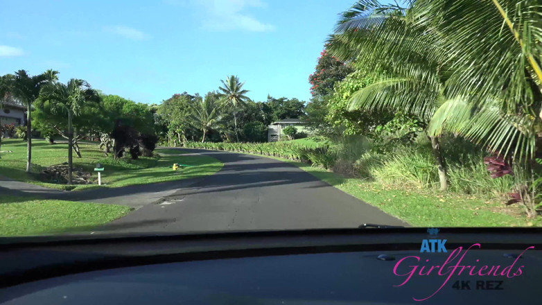 ATK Fans (Girlfriends): Vacanza virtuale in Hawaii con Ariel Grace 10/12