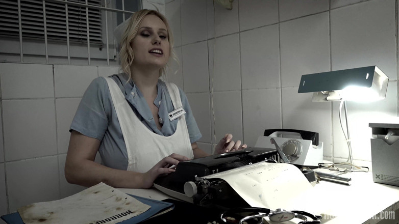 Horror porn: Lucah seram 43 doktor gigi