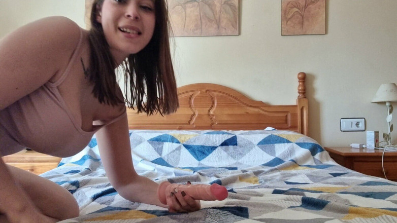 Holycandy: Je baise ma chatte.