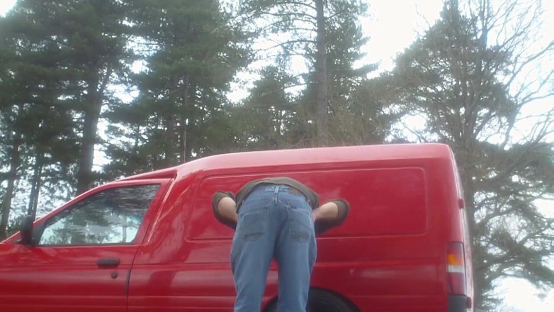 Movies by Louise: Exhibition dans la camionnette de gloryhole (solo)