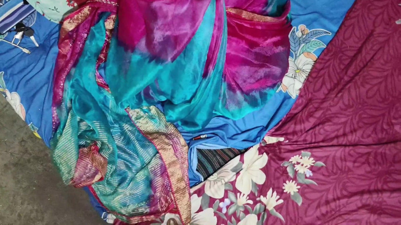 Sangeet sexy: Kis Chudai India berkongkek dengan filem hindi