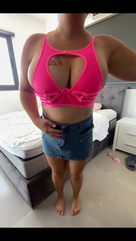¿Cómo te gusta que mis tetas reboten así?