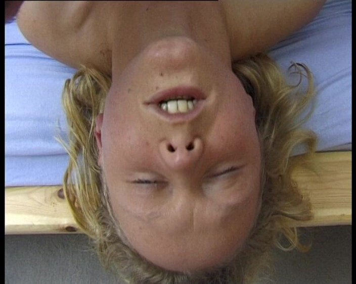 YOUR FIRST PORN: Anál Anja Bekommt 2 Mal Aufs Gesicht - Anál Anja dostane 2krát na...