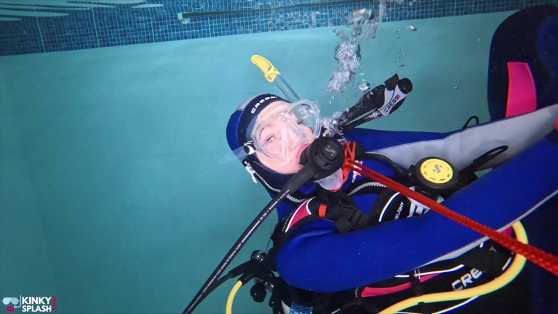 UKCuteGirl Lucy Lauren: Escravidão subaquática em Scuba amarrada apertada e arrastado pela água