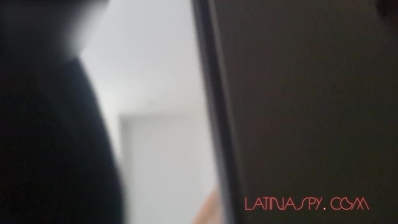 Latinaspy: Ep10 Usługi sprzątania z ogromnymi melonami część 1